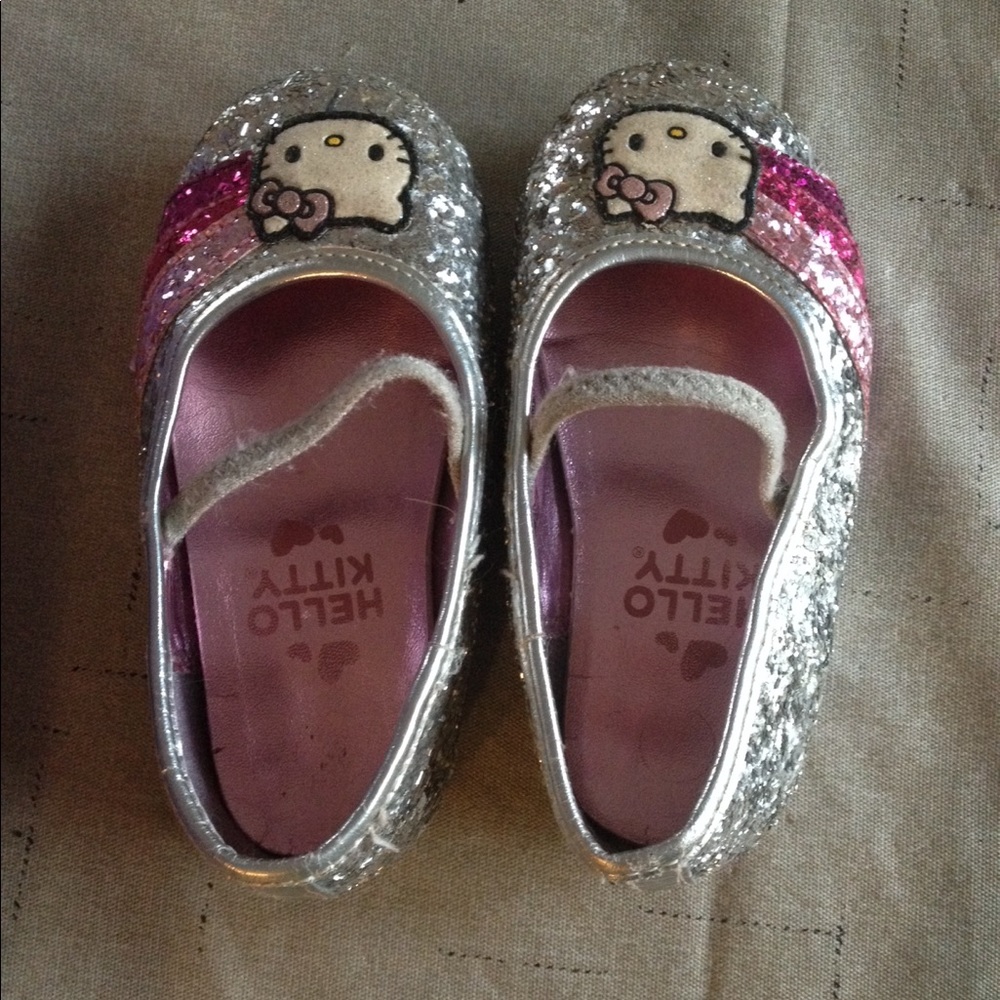 Hello kitty glitter toddler shoes 7 flats girls